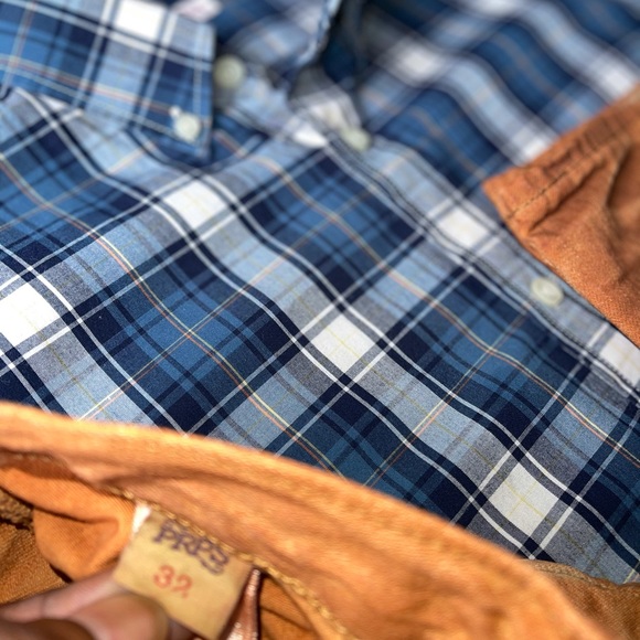 Casual Plaid Button Down Shirt - Picture 4 of 5
